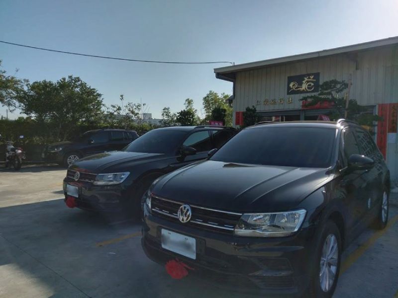福斯休旅車