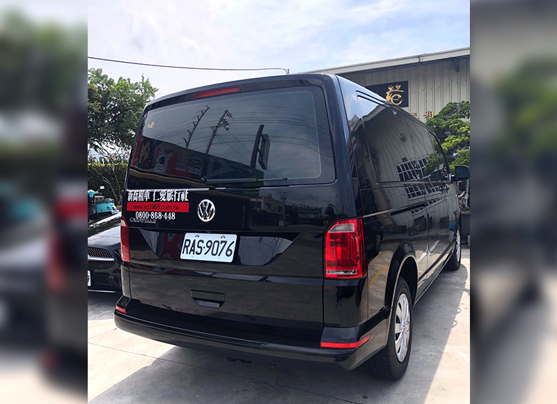 福斯休旅車