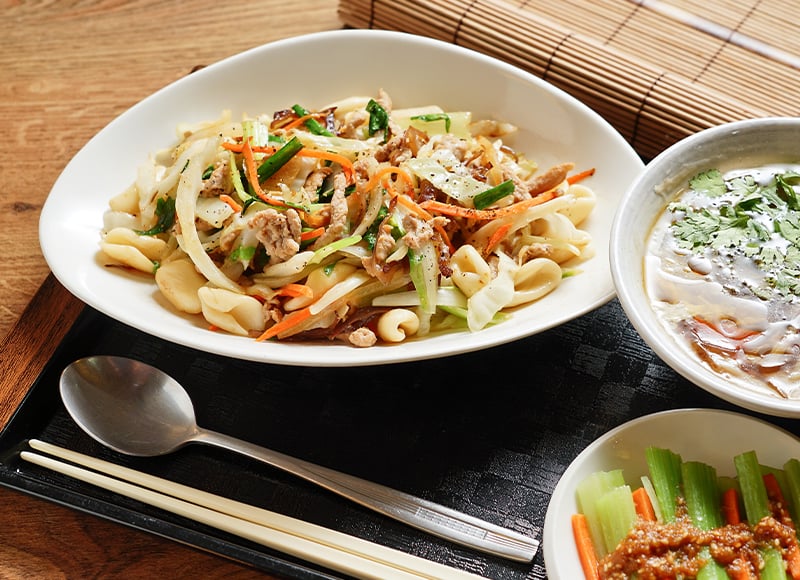 品味小廚|中崙市場美食,中崙市場特色麵食