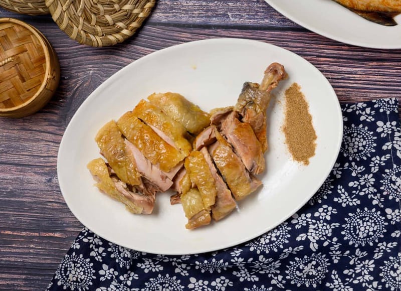 王記膠元湯店內美食