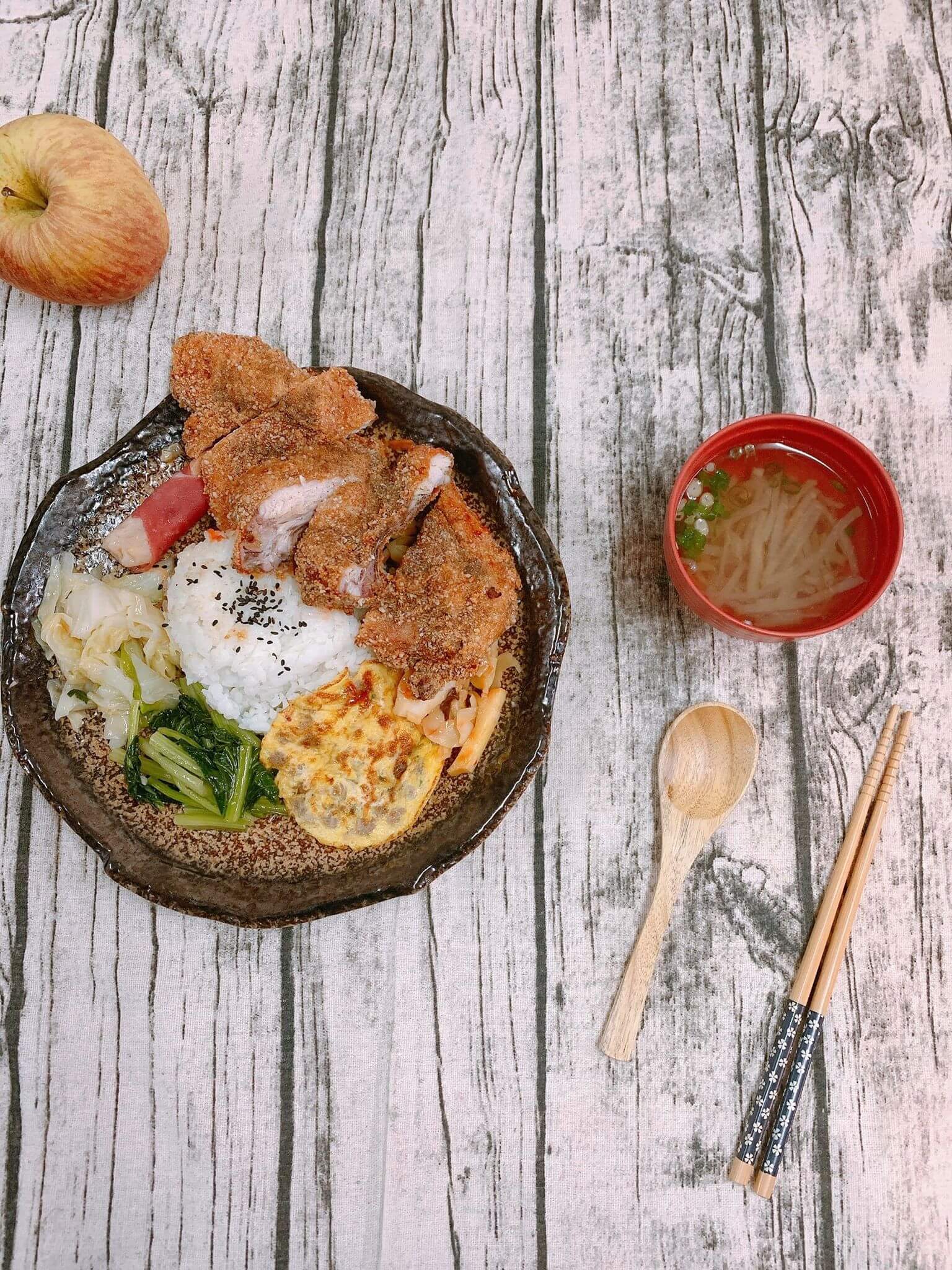 炸大雞排飯