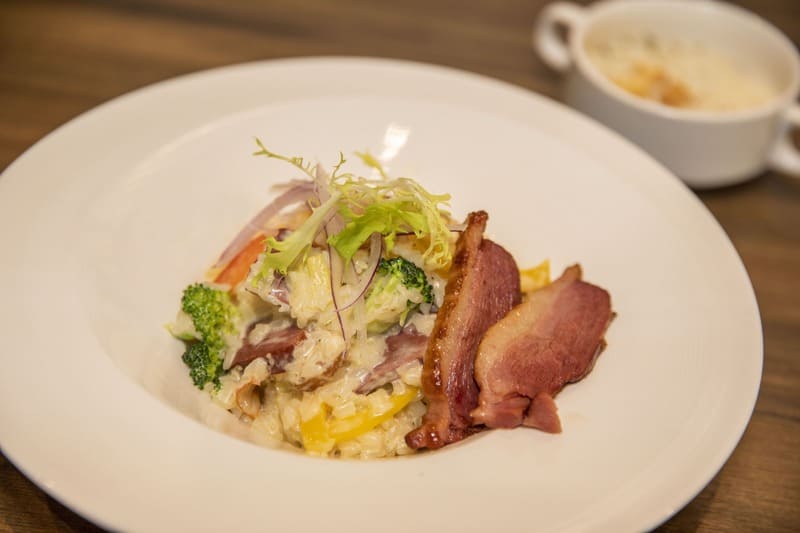 白松露燻鴨胸白醬燉飯